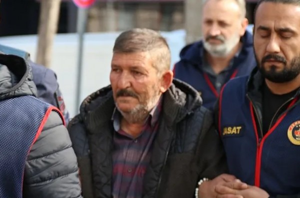 14 yıl sonra korkunç itiraf! Ağabeyini öldürüp temele gömmüştü! 'Korktum kürekle vurdum'